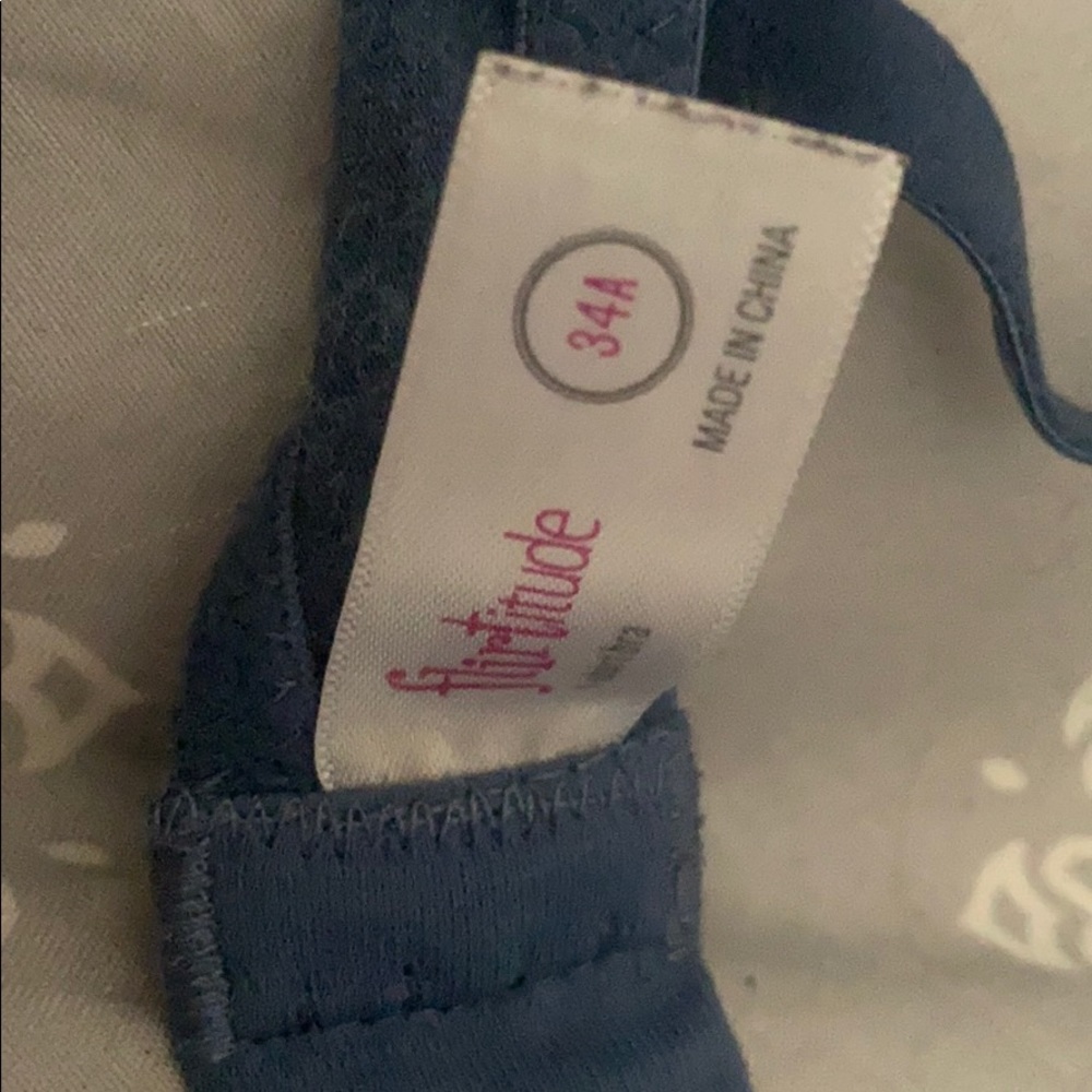 Bra - Picture 3 of 3